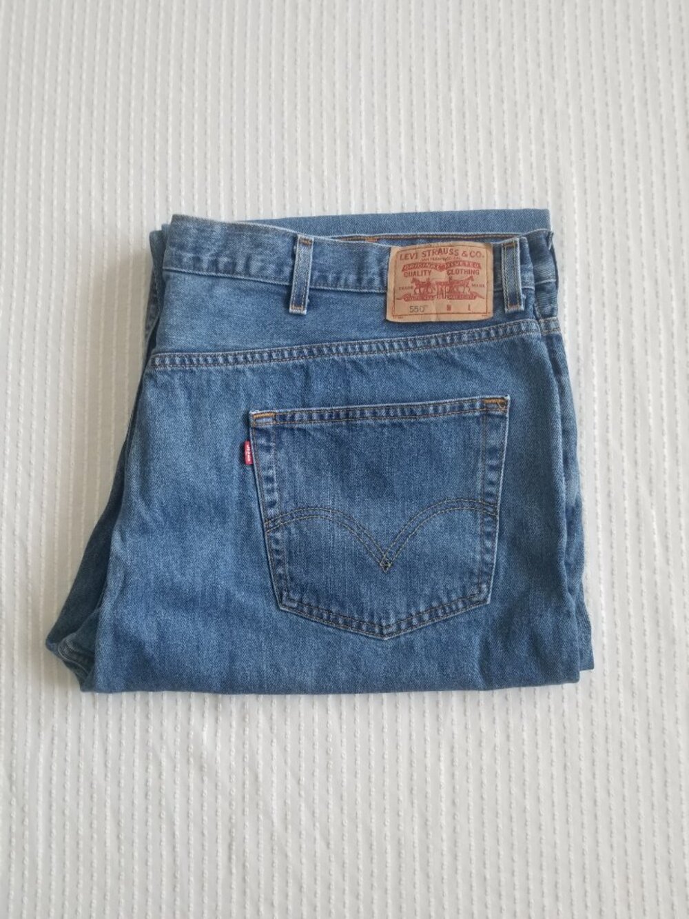Levi's 550 Relaxed Fit Jeans 48 x 30